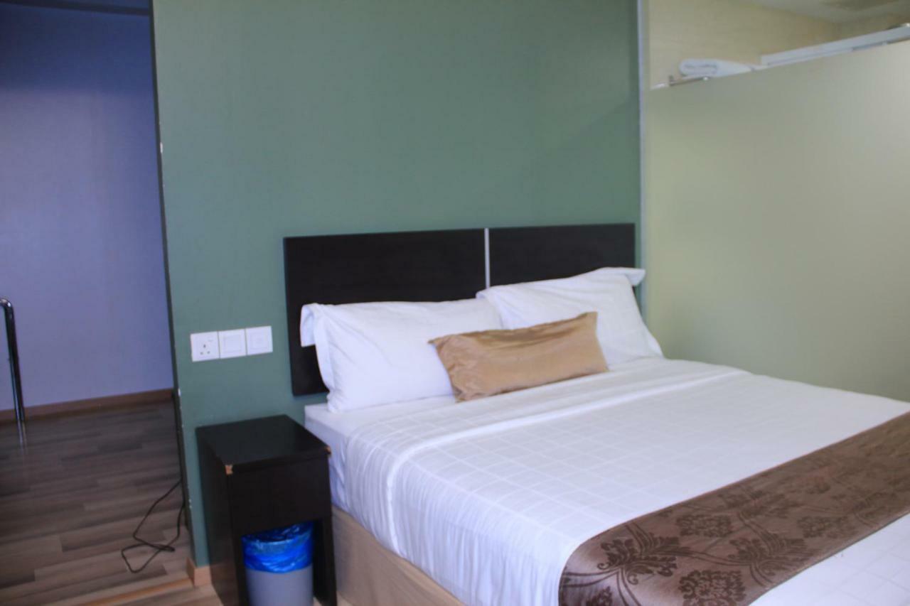 Alami Garden Hotel Шах Алам Екстериор снимка
